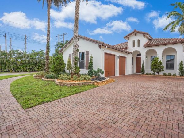 8504 NW 37th Court, Cooper City, FL 33024