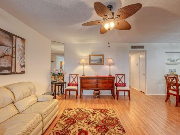 2400 NE 10th Street, Unit 204, Pompano Beach, FL 33062