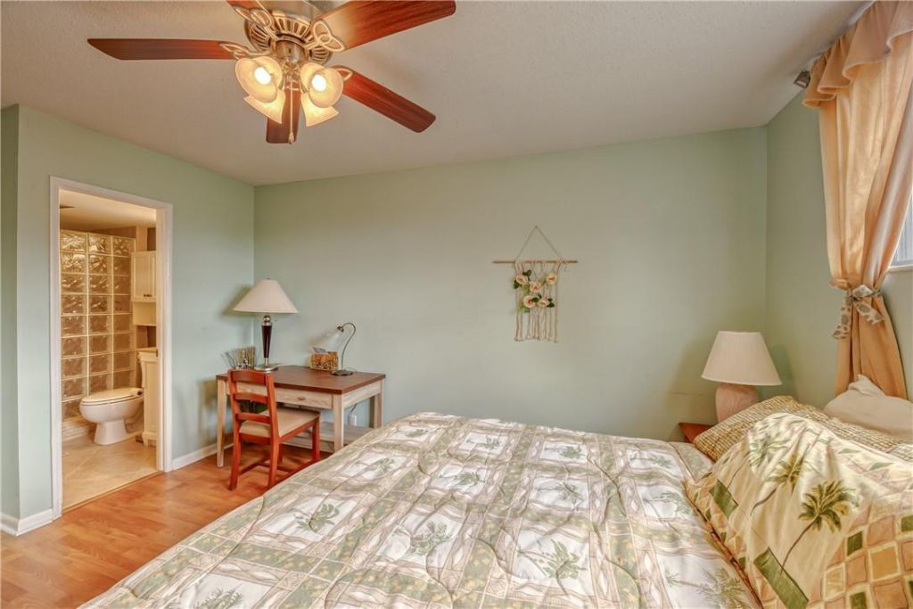 2400 NE 10th Street, Unit 204, Pompano Beach, FL 33062 Photo