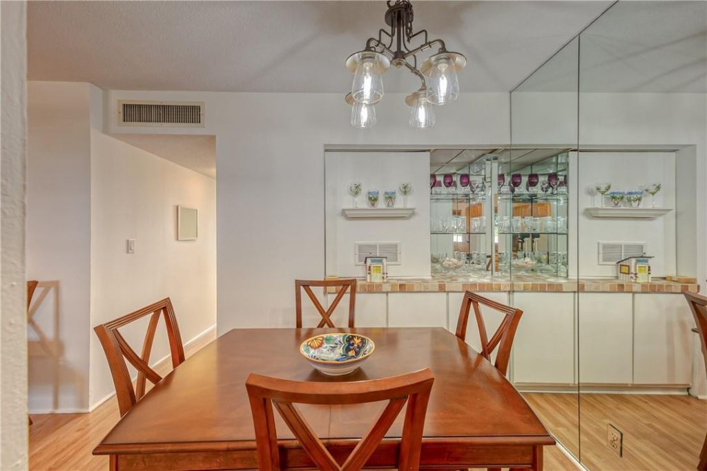 2400 NE 10th Street, Unit 204, Pompano Beach, FL 33062 Photo