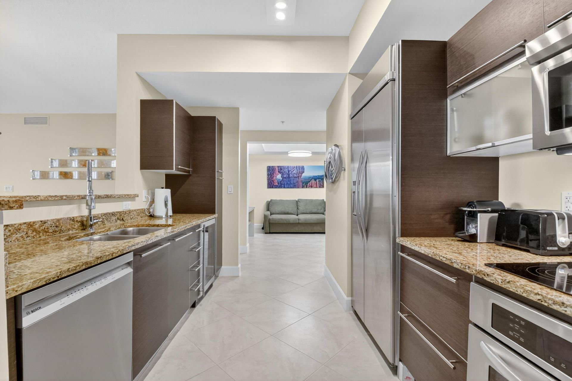 550 Okeechobee Boulevard, Unit 423, West Palm Beach, FL 33401 Photo