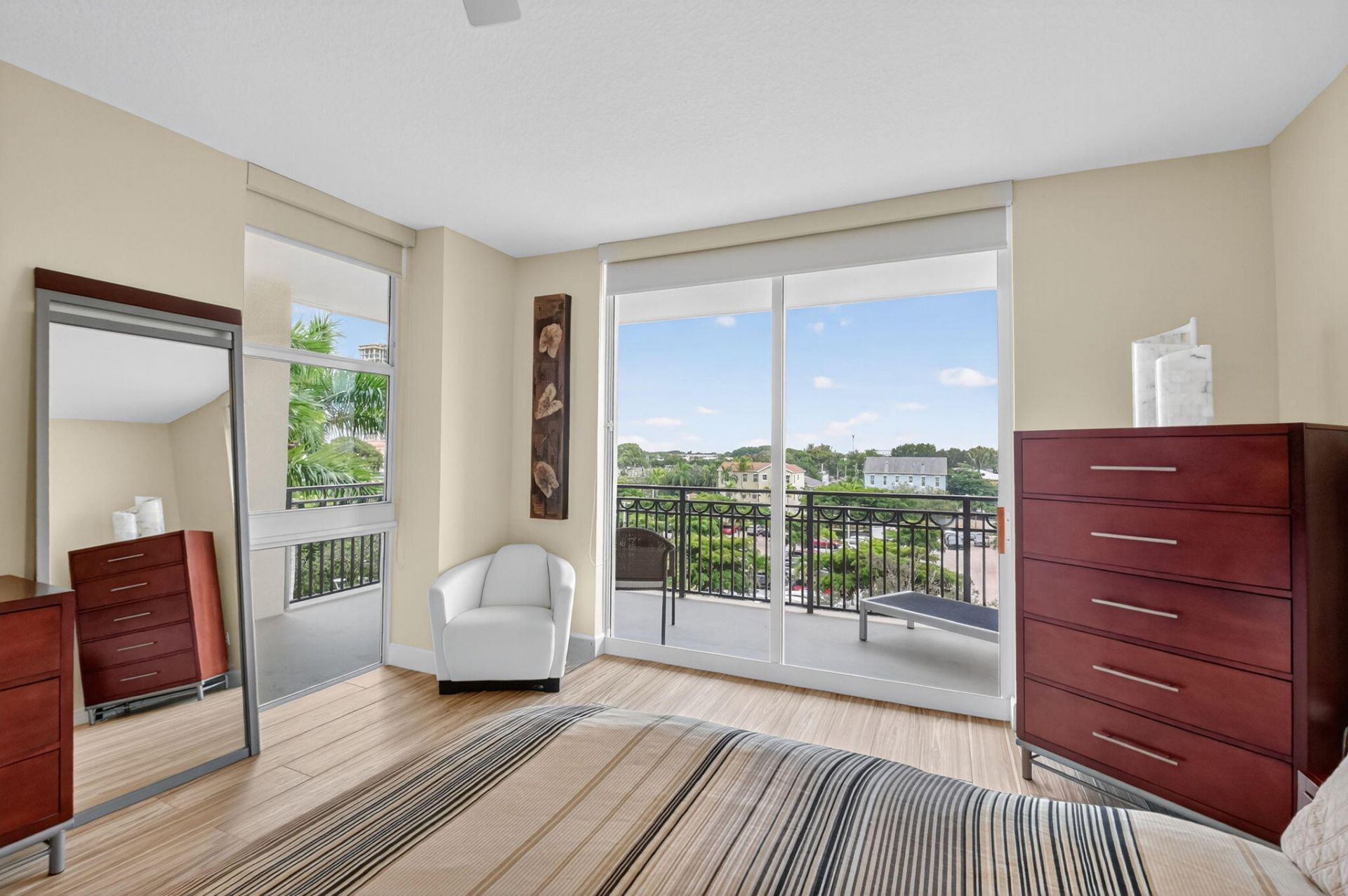 550 Okeechobee Boulevard, Unit 423, West Palm Beach, FL 33401 Photo