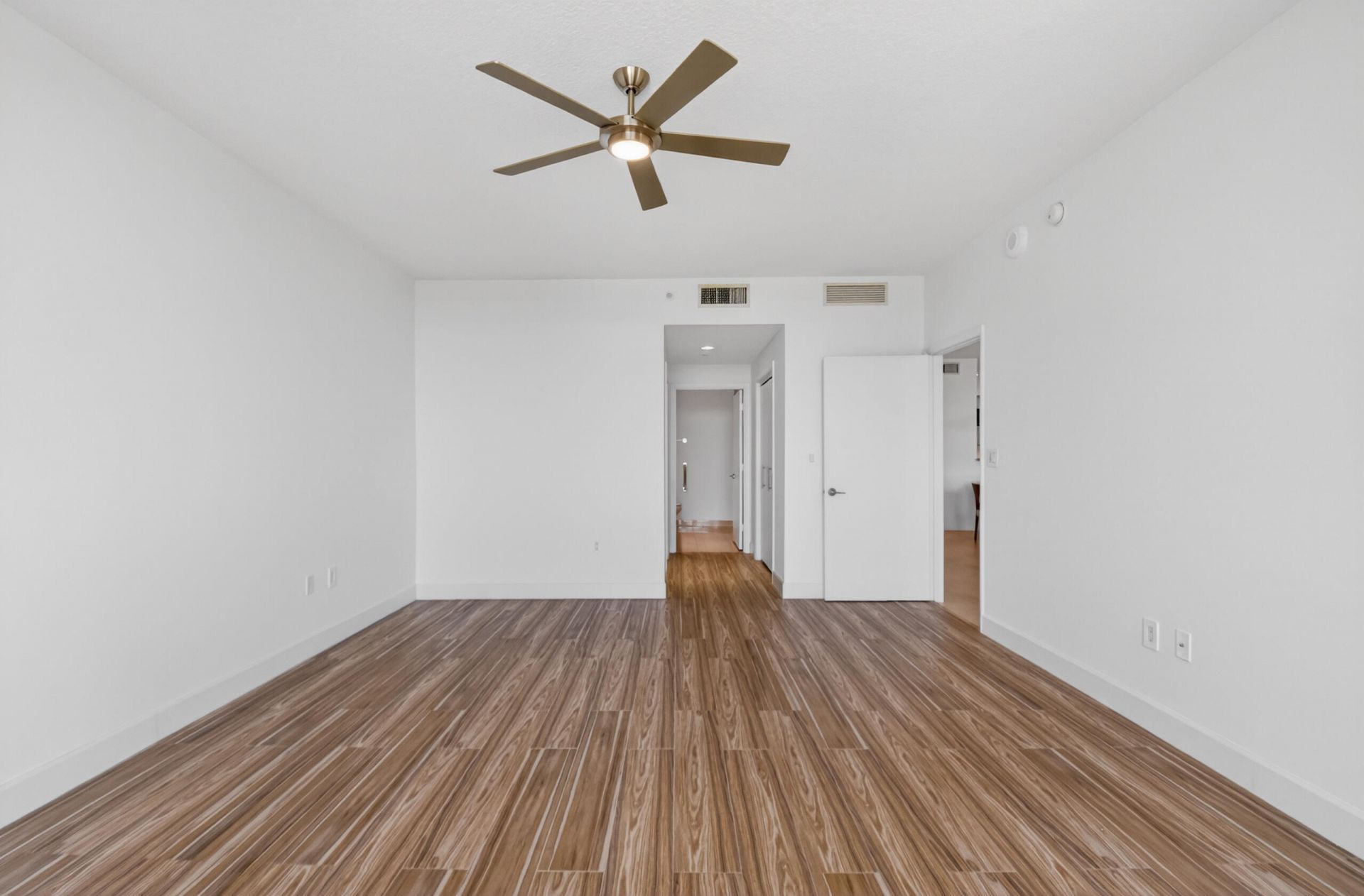 550 Okeechobee Boulevard, Unit 423, West Palm Beach, FL 33401 Photo