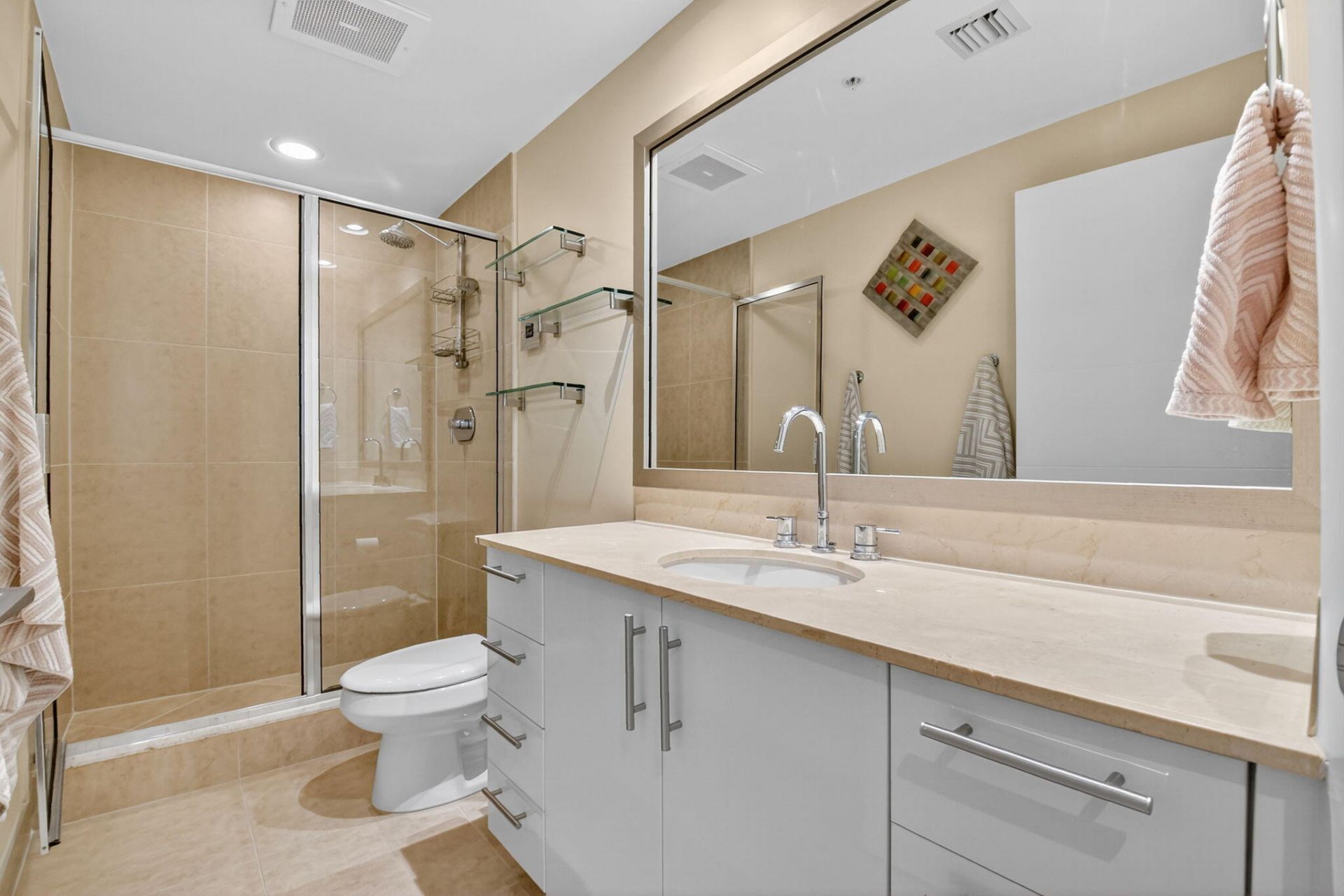 550 Okeechobee Boulevard, Unit 423, West Palm Beach, FL 33401 Photo