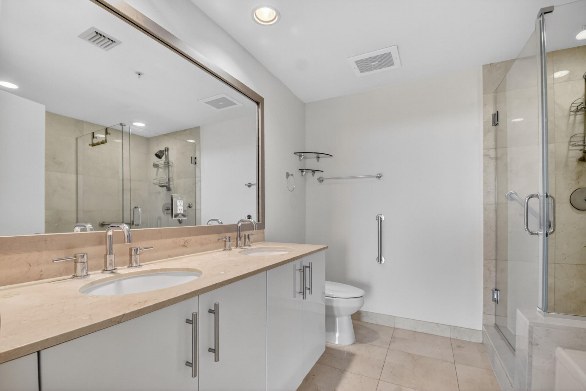 550 Okeechobee Boulevard, Unit 423, West Palm Beach, FL 33401 Photo