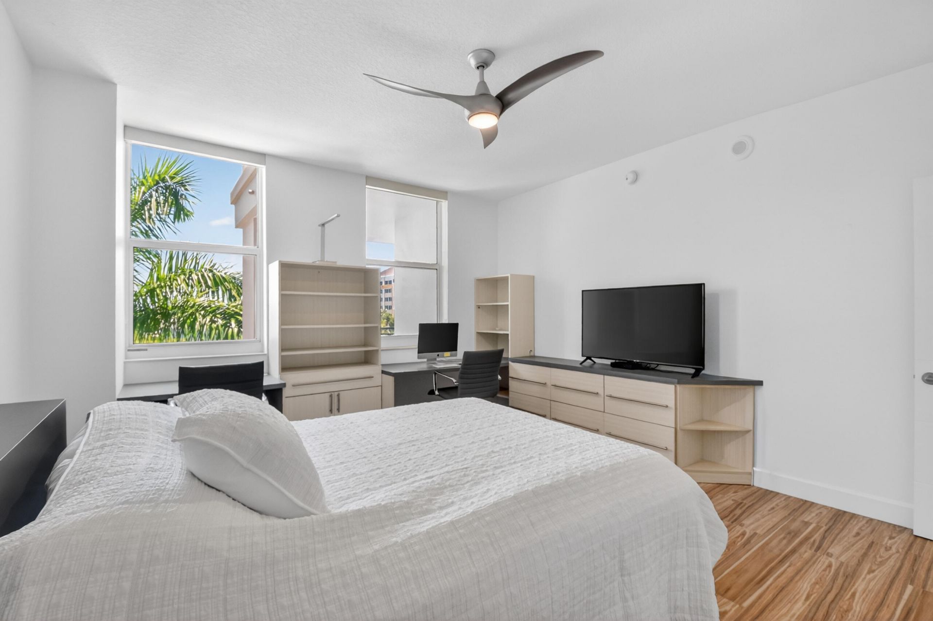 550 Okeechobee Boulevard, Unit 423, West Palm Beach, FL 33401 Photo