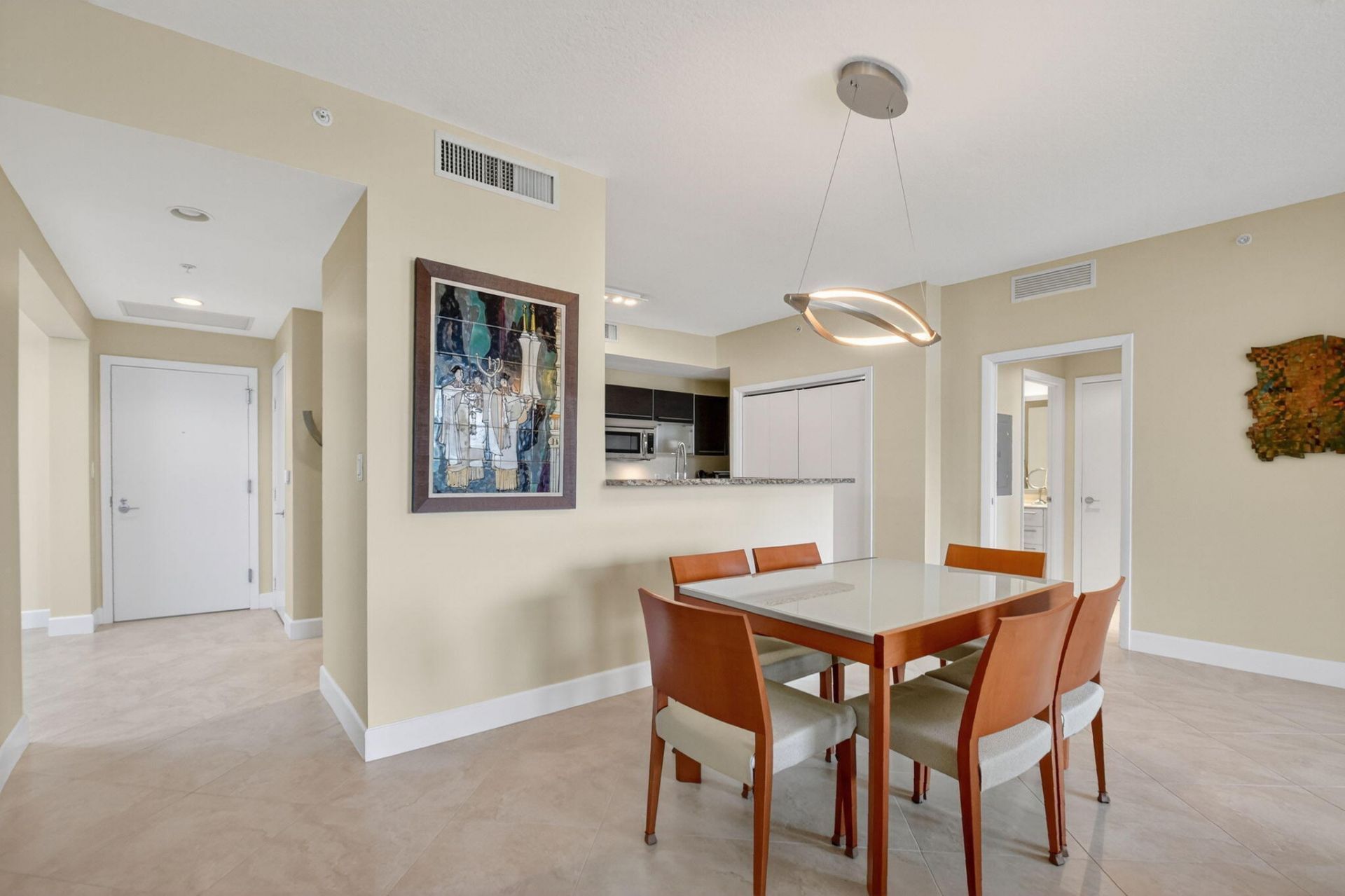 550 Okeechobee Boulevard, Unit 423, West Palm Beach, FL 33401 Photo