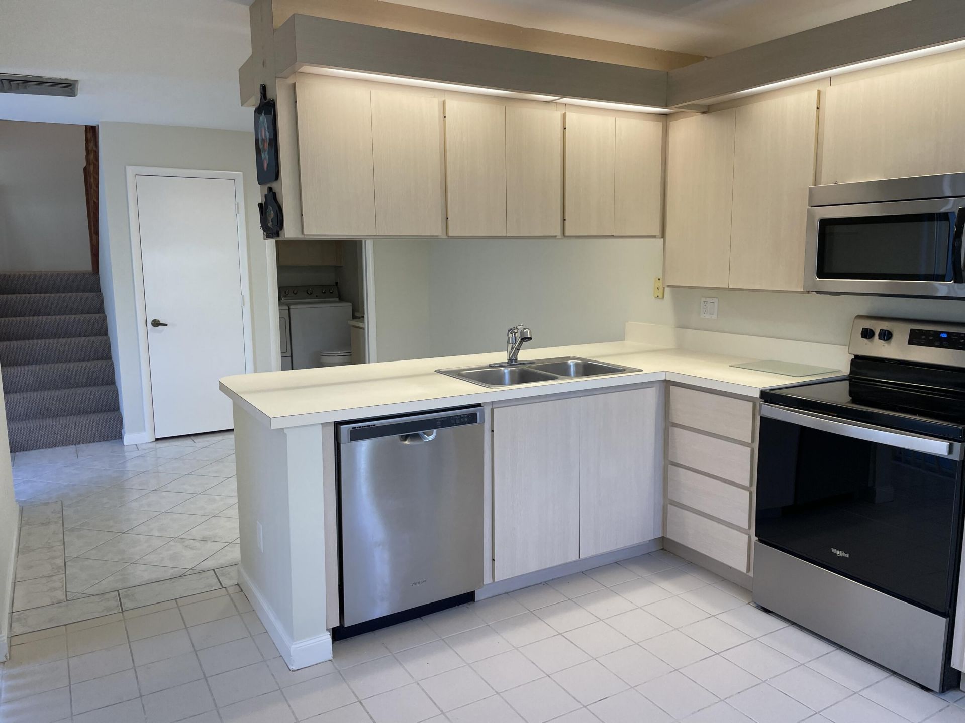 43 Essex Court, Unit A, Royal Palm Beach, FL 33411 Photo