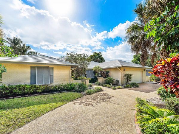 7290 Encina Lane, Boca Raton, FL 33433