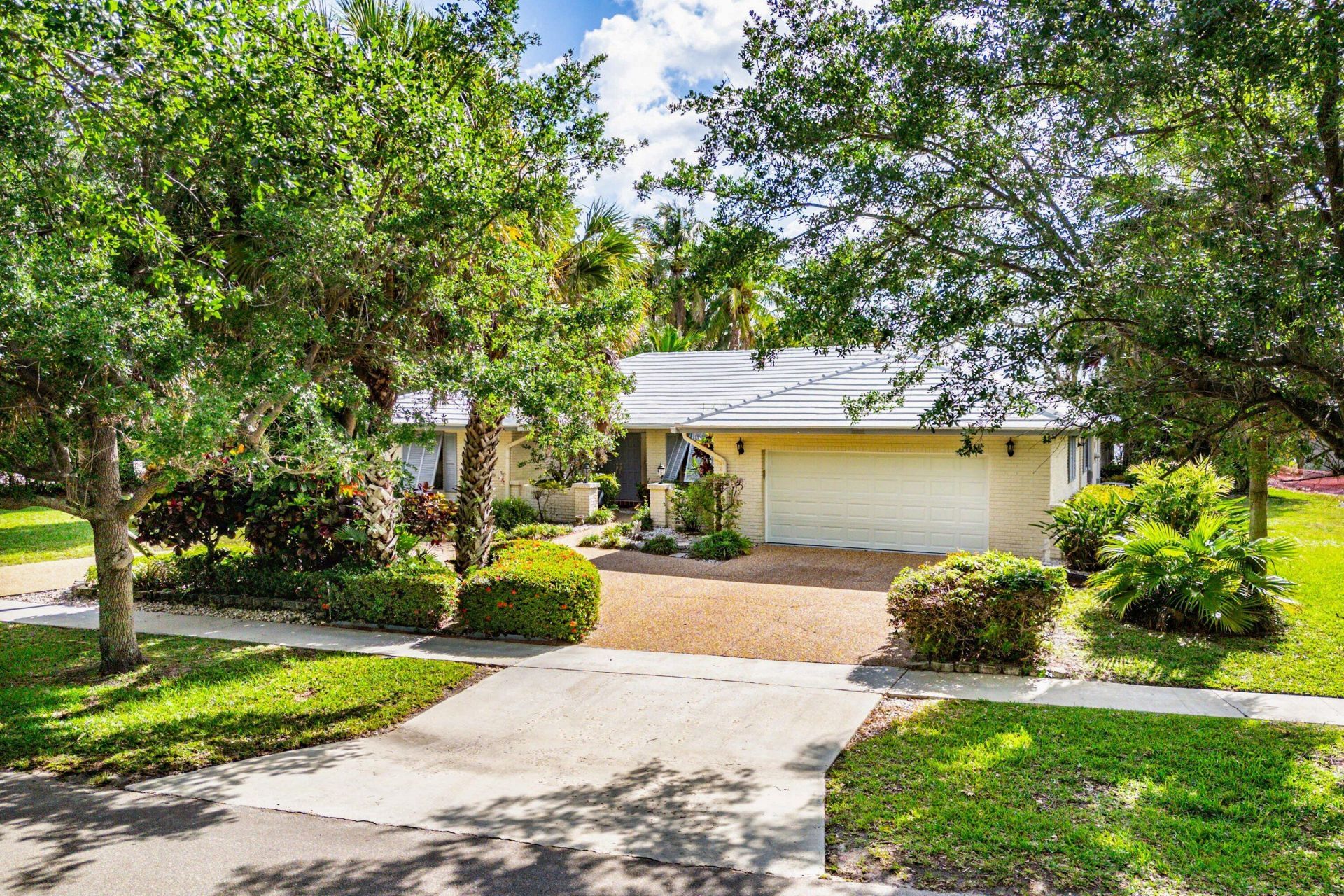 7290 Encina Lane, Boca Raton, FL 33433 Photo