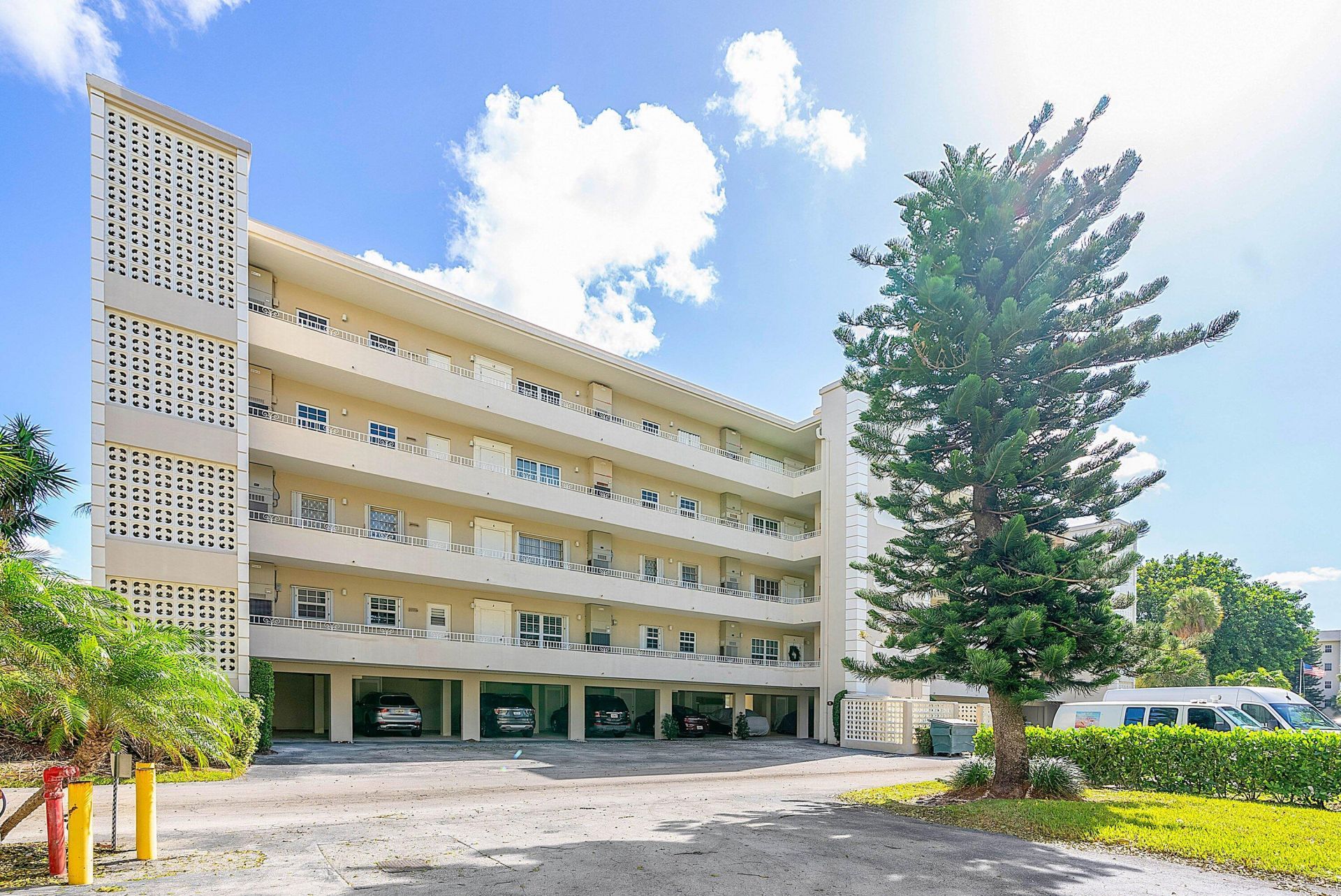 1299 S Ocean Boulevard, Boca Raton, FL 33432 Photo