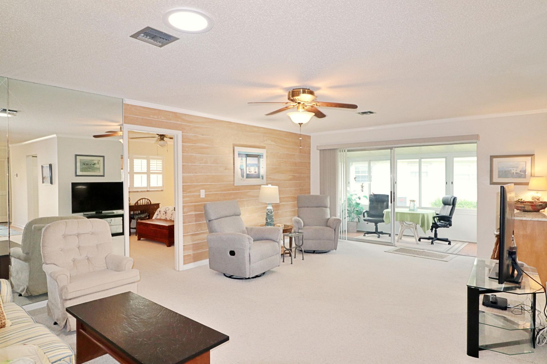 945 Savannas Point Drive, Fort Pierce, FL 34982 Photo