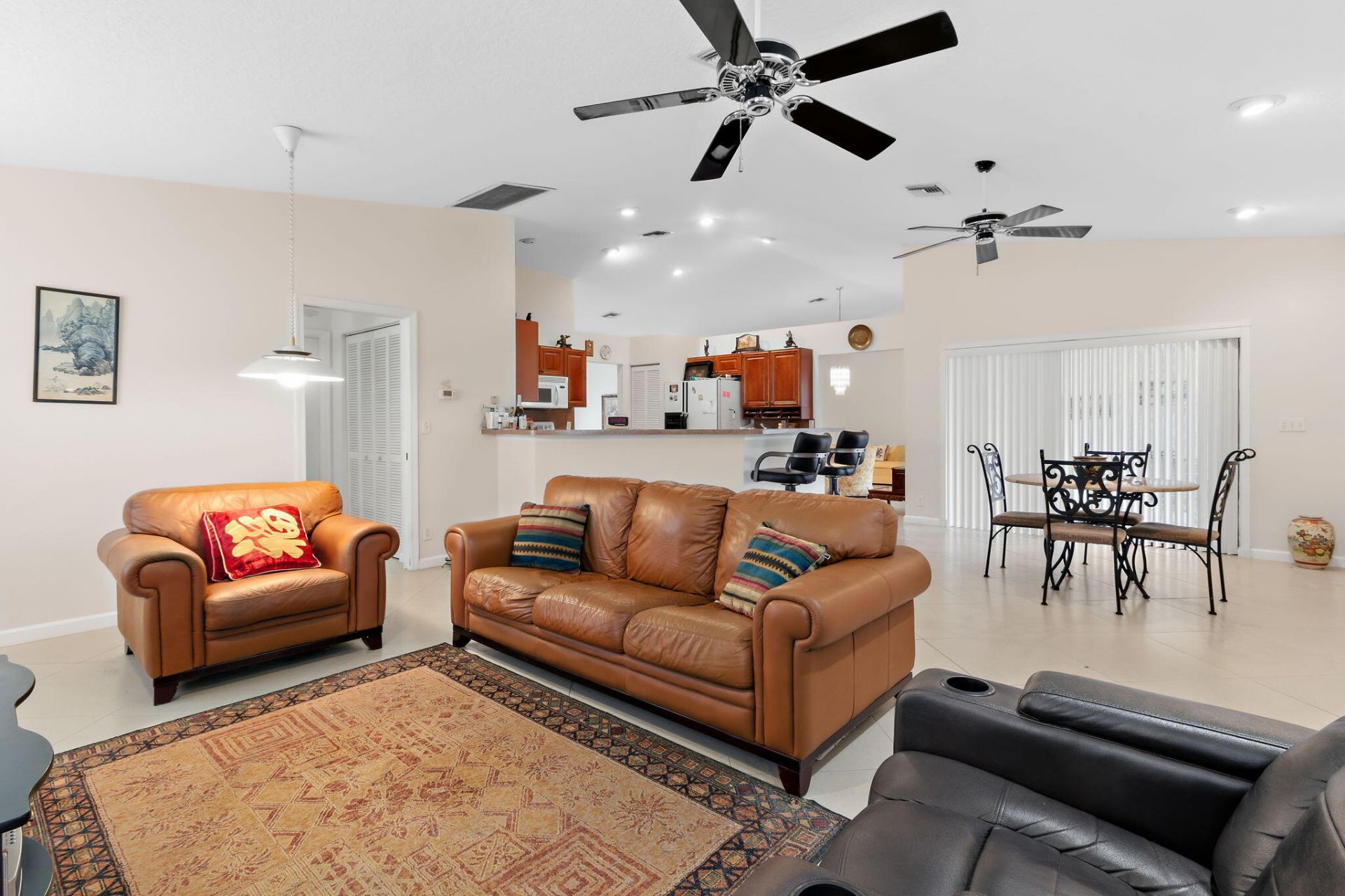 132 Kings Way, Royal Palm Beach, FL 33411 Photo