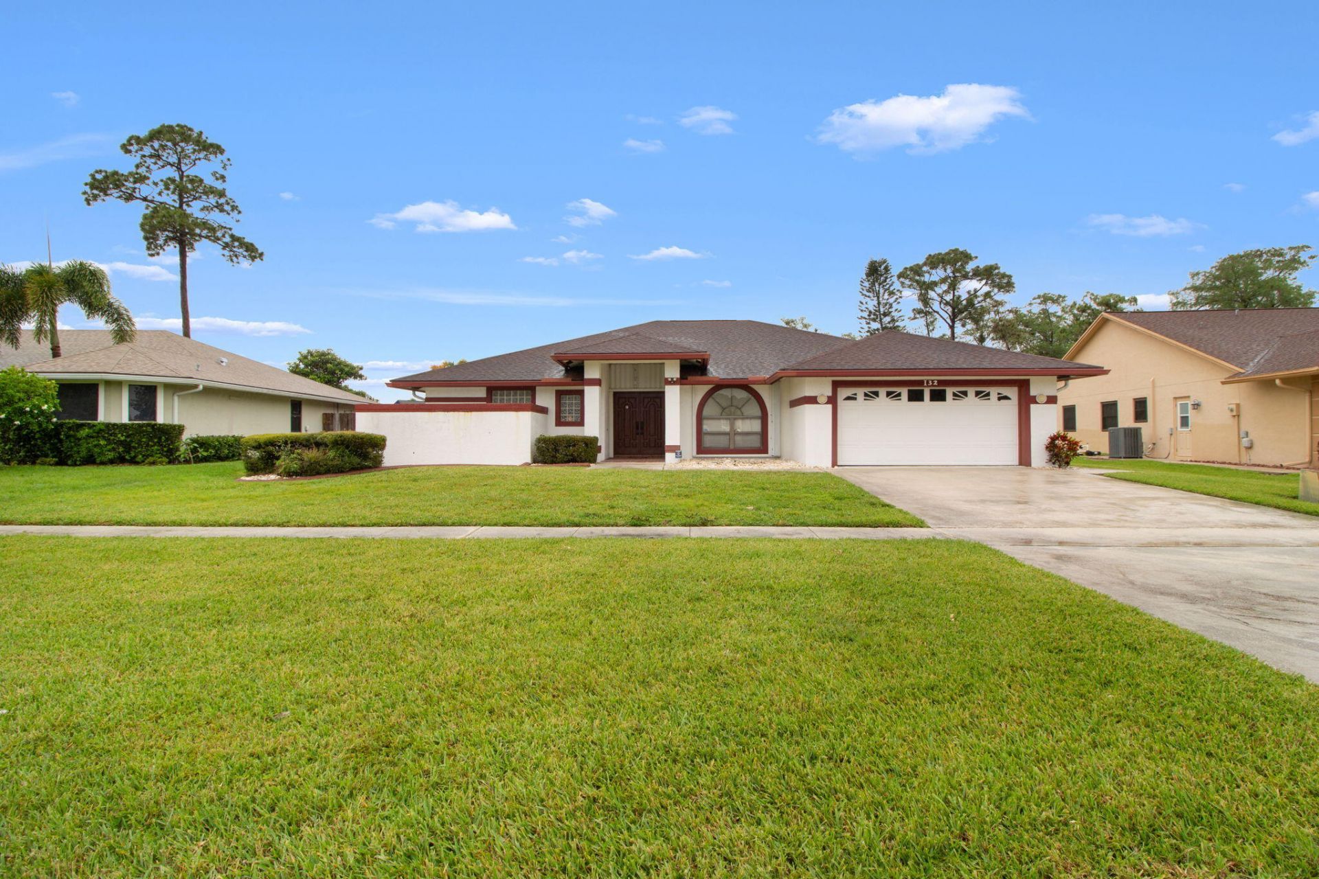 132 Kings Way, Royal Palm Beach, FL 33411 Photo