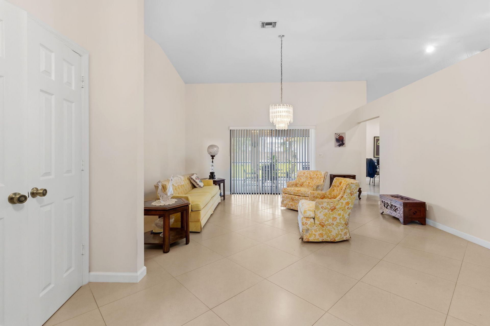 132 Kings Way, Royal Palm Beach, FL 33411 Photo