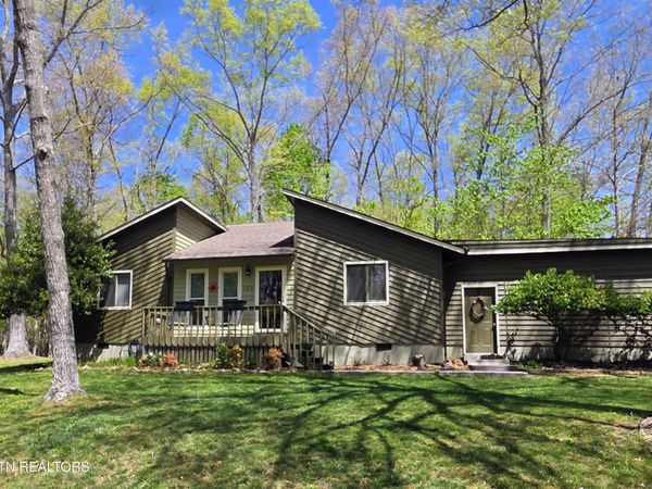 129 Norcross Rd, Crossville, TN 38558