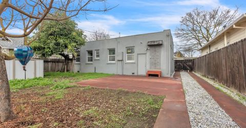 122 E Monterey, Stockton, CA 95204 Photo