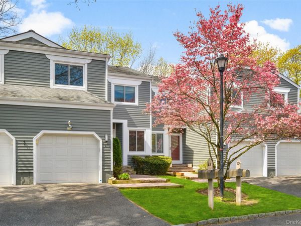 27 Top Of The Ridge , Unit D9, Mamaroneck, NY 10543