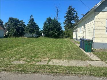 28 Clark Street, Buffalo, NY 14206