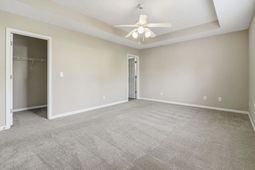 582 Bridgeport Dr.  photo 4