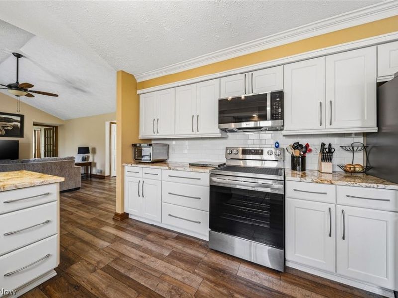 16912 Albion Road, Strongsville, OH 44136 Photo 16