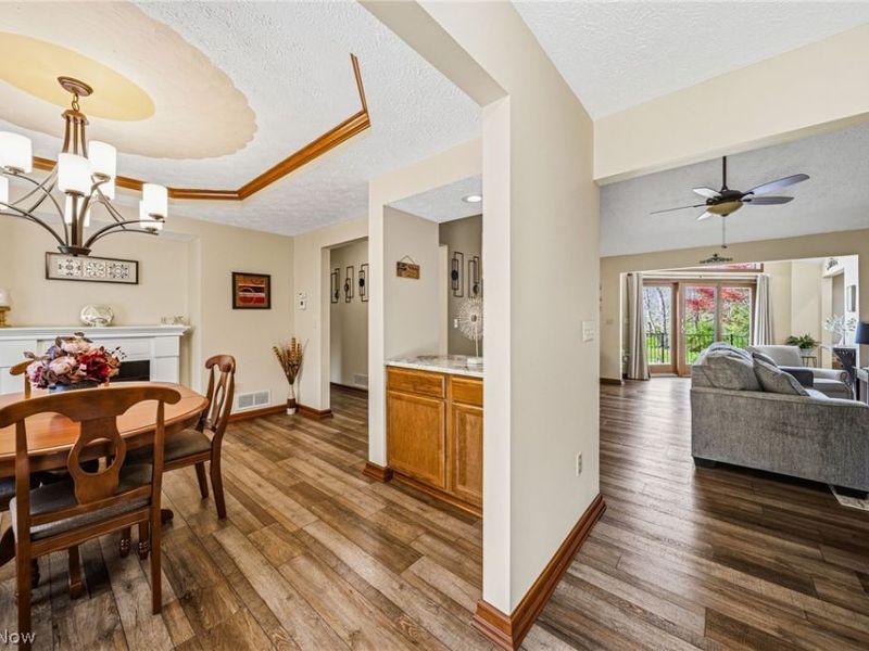 16912 Albion Road, Strongsville, OH 44136 Photo 4