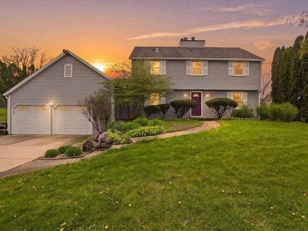 2830 Grandview Boulevard, Madison, WI 53713