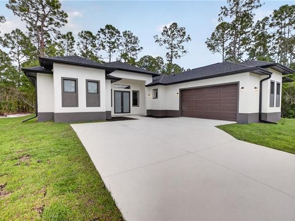 1204 Moore AVE , LEHIGH ACRES, FL 33972