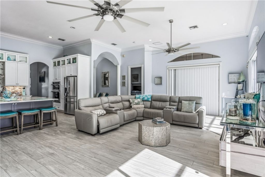 6160 56th Avenue, Vero Beach, FL 32967 Photo