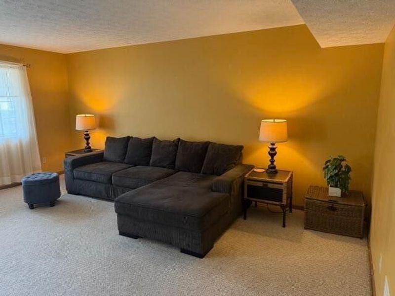 808 Doty Drive, Wadsworth, OH 44281 Photo 3
