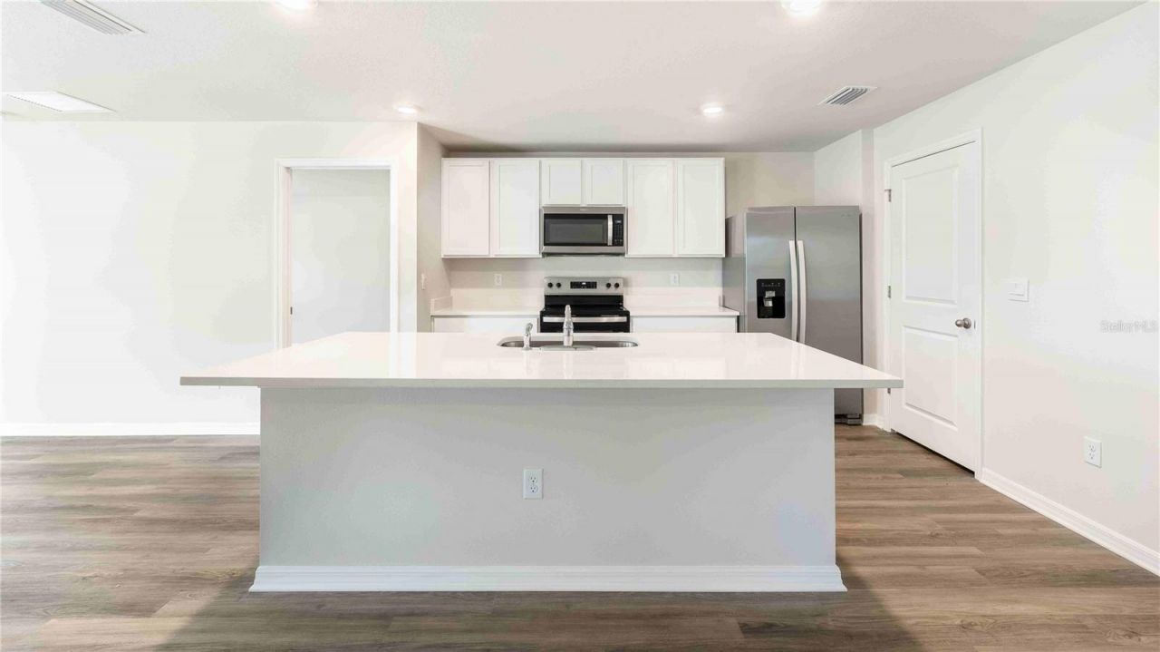 18308 Beehive Terrace, Bradenton, FL 34211 Photo