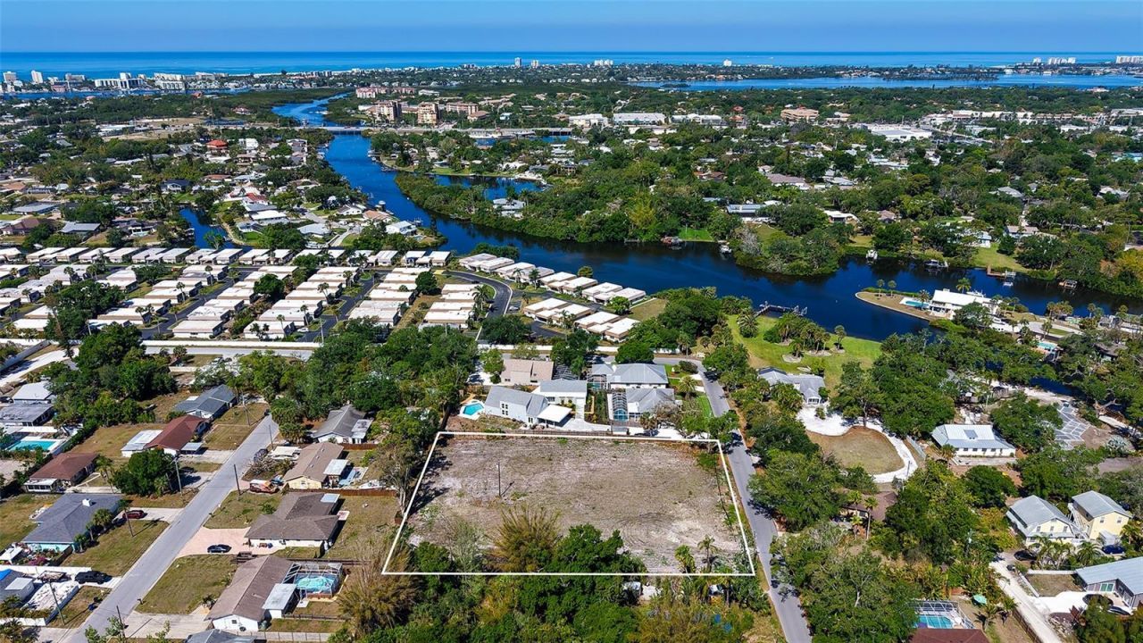 2424 Ashton Road, Sarasota, FL 34231 Photo