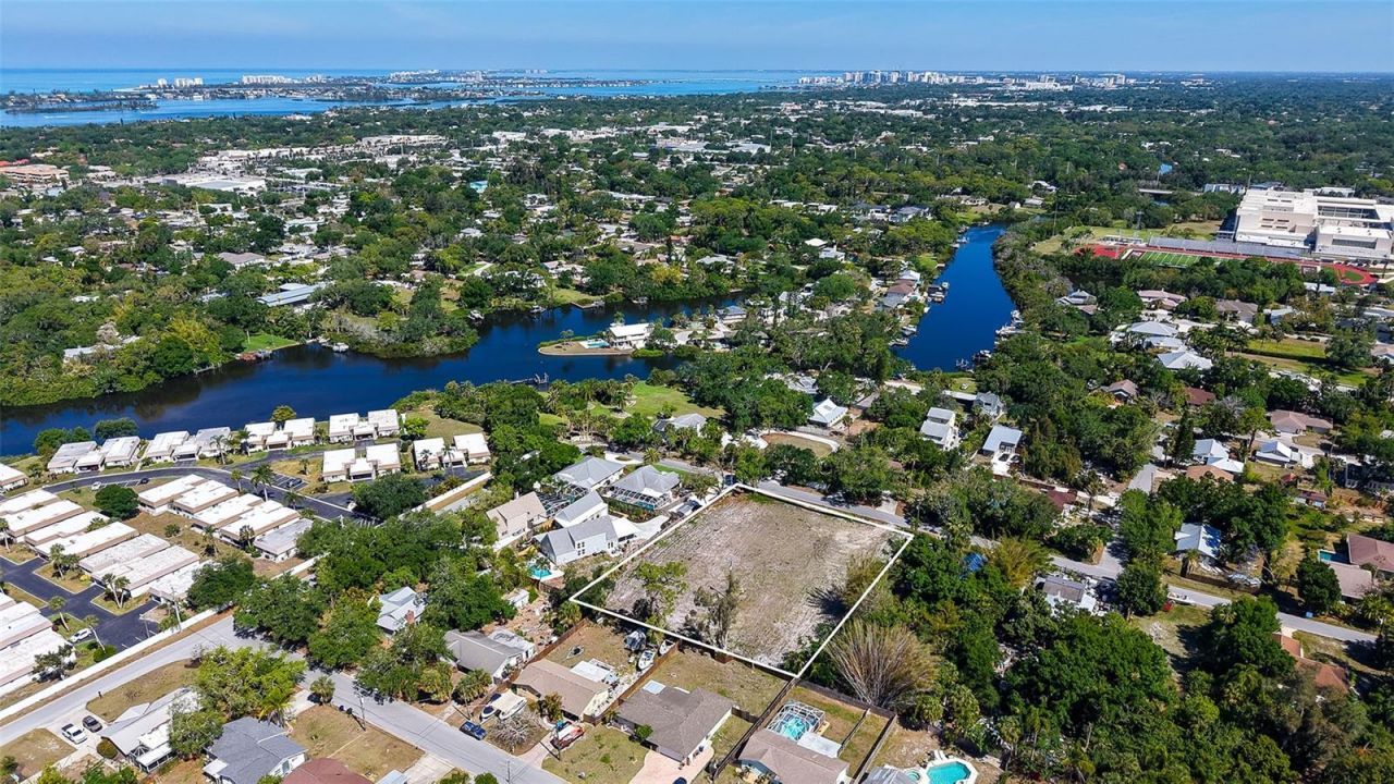 2424 Ashton Road, Sarasota, FL 34231 Photo