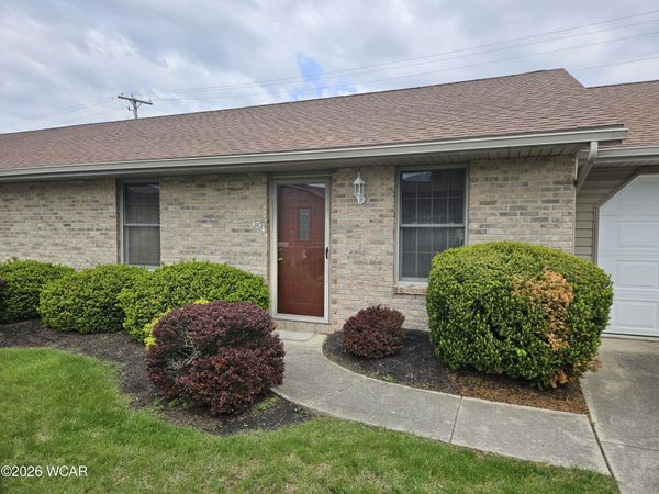 454 S Mumaugh Road, Lima, OH 45804