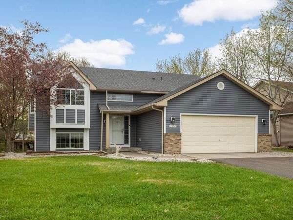 2310 Birch Street W, Rosemount, MN 55068