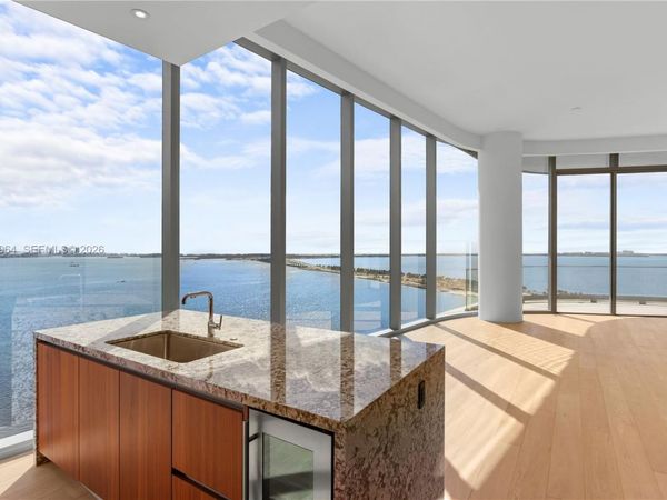 175 SE 25th Rd, Unit 1501, Miami, FL 33129