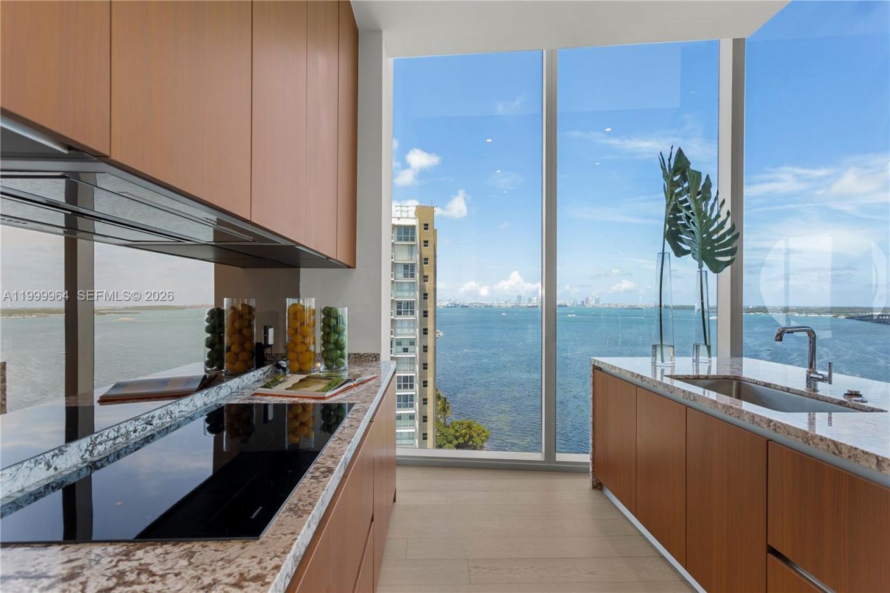 175 SE 25th Rd, Unit 1501, Miami, FL 33129 Photo