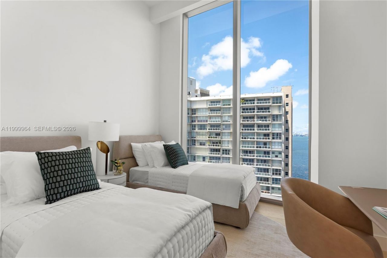 175 SE 25th Rd, Unit 1501, Miami, FL 33129 Photo