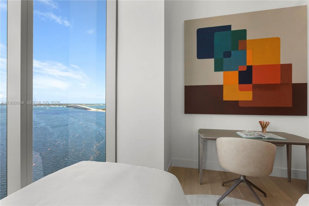 175 SE 25th Rd, Unit 1501, Miami, FL 33129 Photo