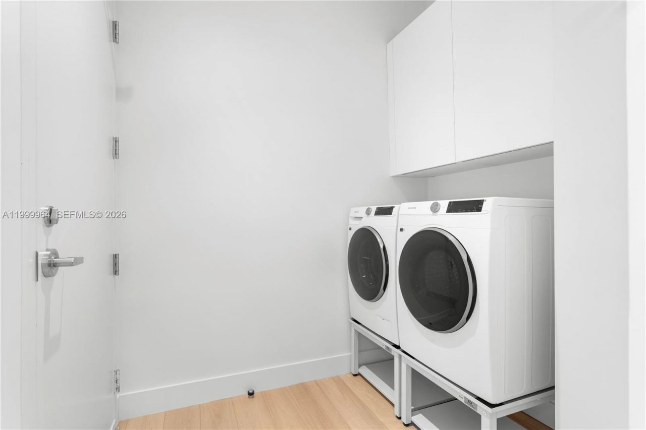 175 SE 25th Rd, Unit 1501, Miami, FL 33129 Photo