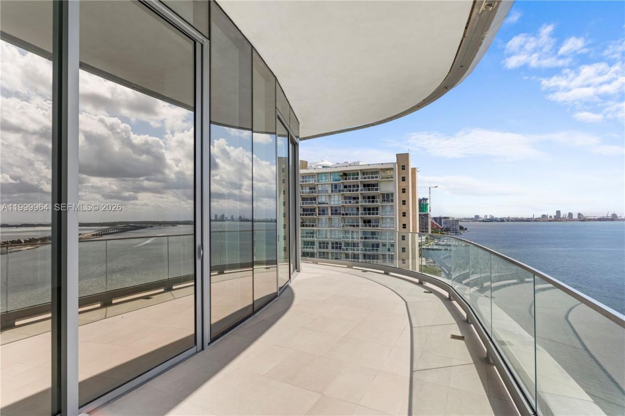 175 SE 25th Rd, Unit 1501, Miami, FL 33129 Photo