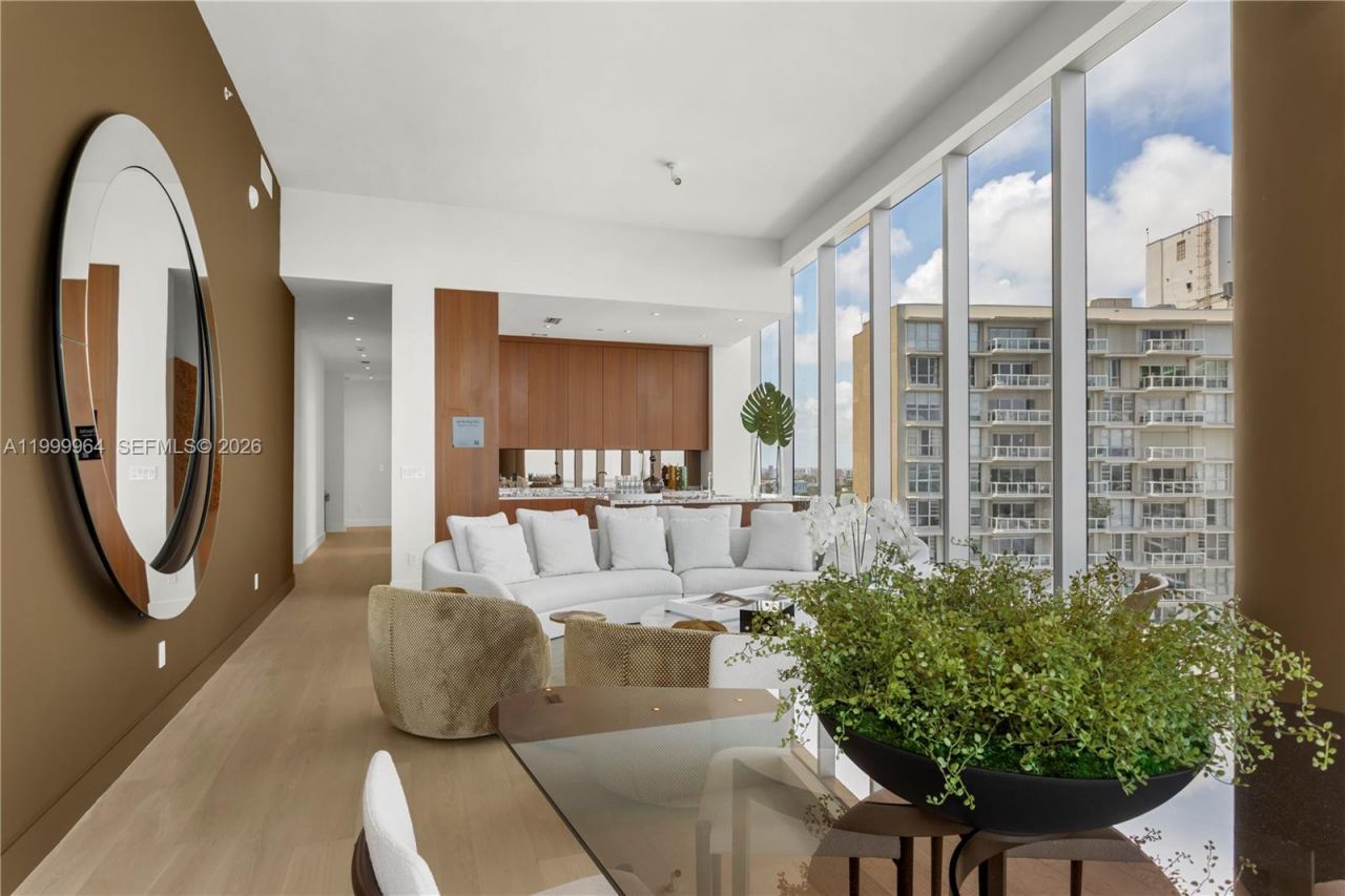 175 SE 25th Rd, Unit 1501, Miami, FL 33129 Photo