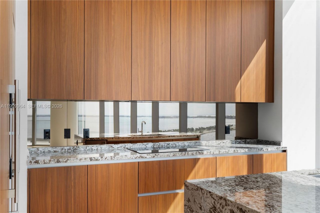 175 SE 25th Rd , Unit 1501, Miami, FL 33129 Photo