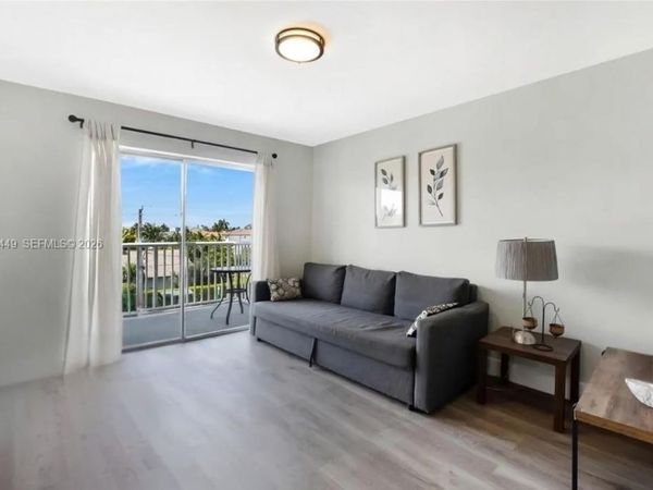 3527 NE 168th St , Unit 409, North Miami Beach, FL 33160