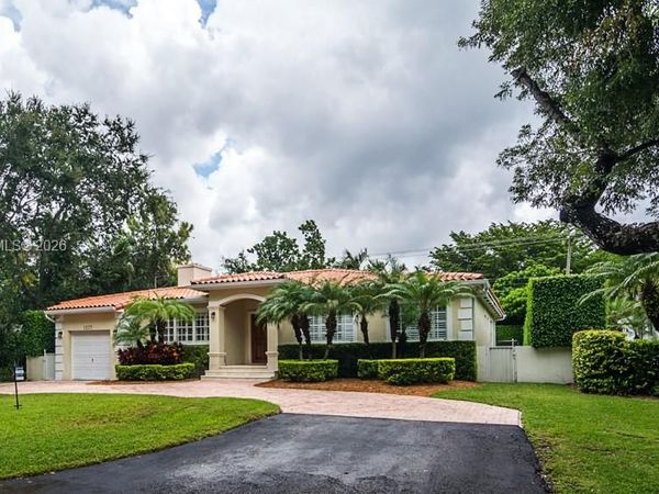 1237 Aduana Ave , Coral Gables, FL 33146