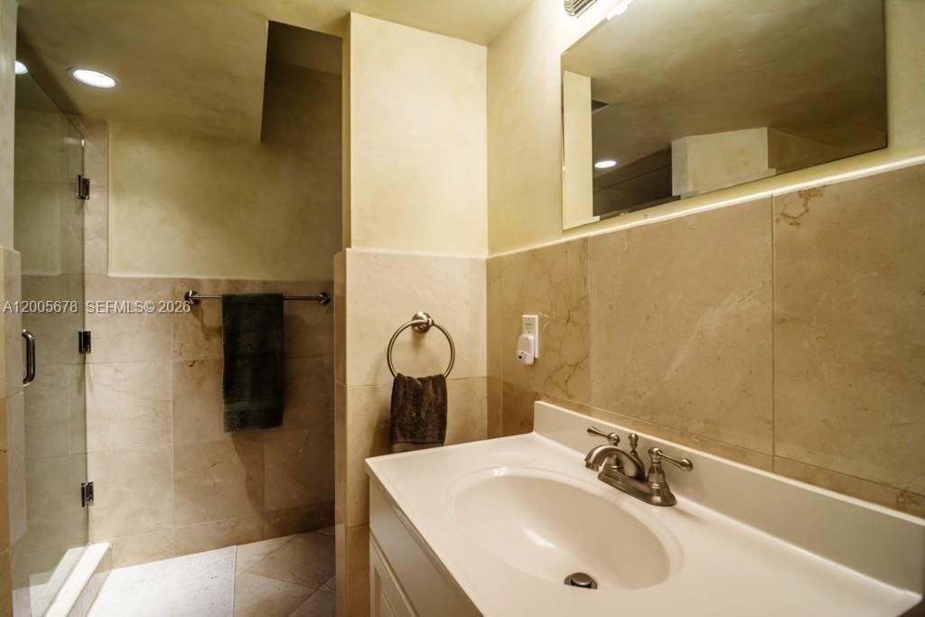 1237 Aduana Ave, Coral Gables, FL 33146 Photo