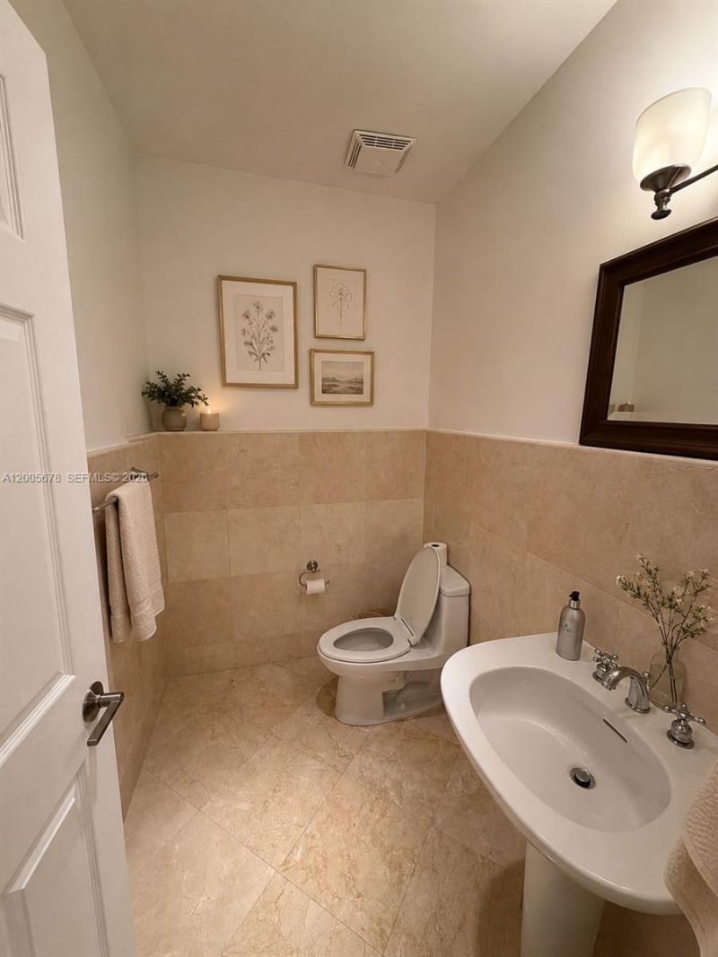 1237 Aduana Ave, Coral Gables, FL 33146 Photo