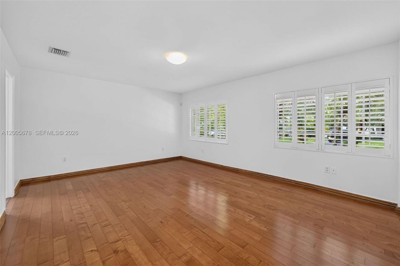 1237 Aduana Ave, Coral Gables, FL 33146 Photo