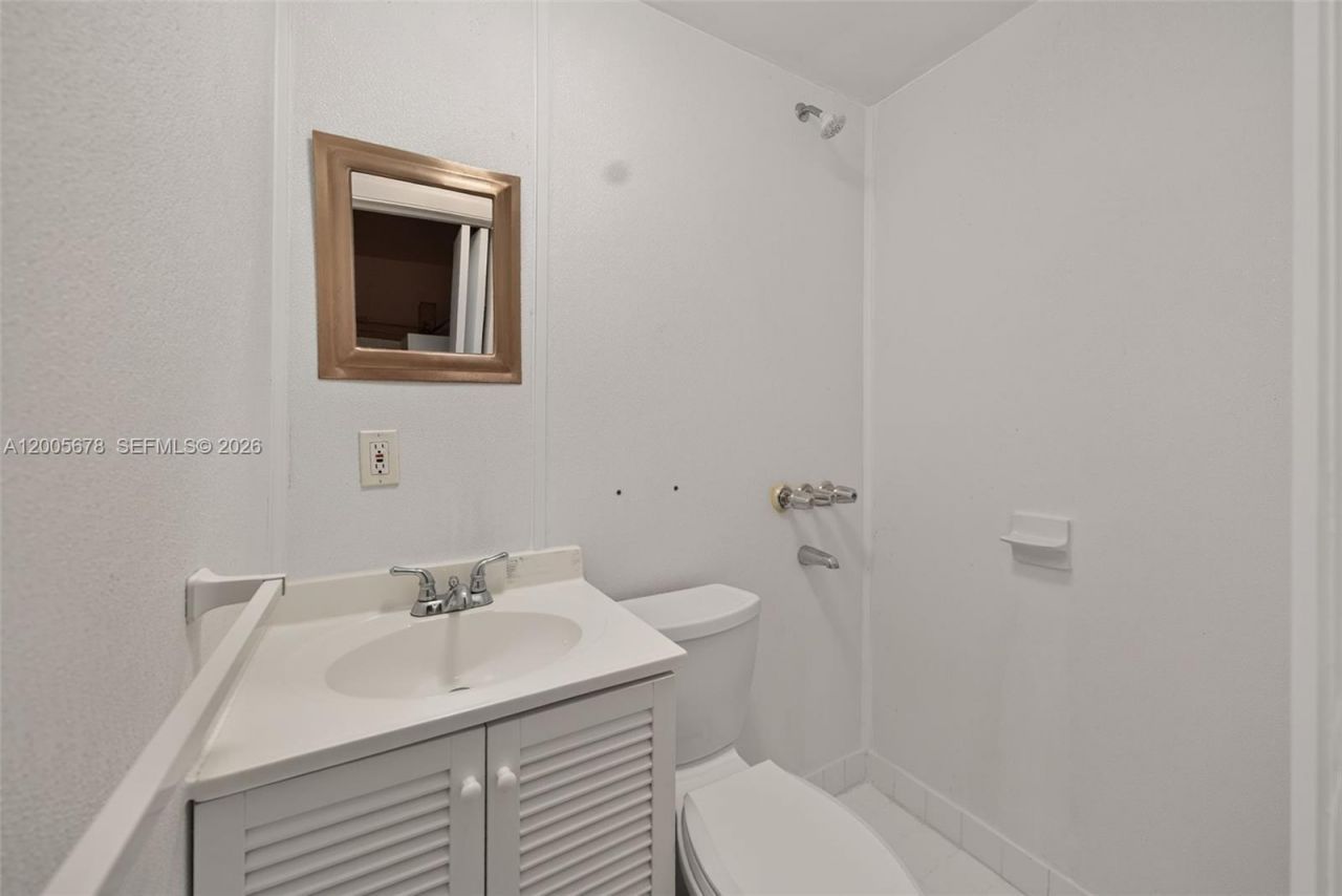 1237 Aduana Ave, Coral Gables, FL 33146 Photo