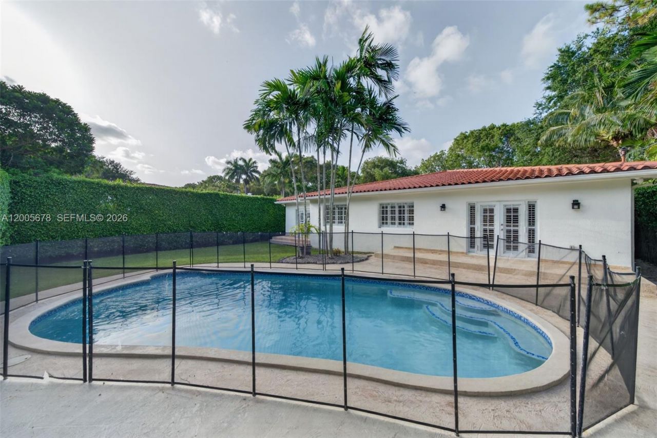 1237 Aduana Ave, Coral Gables, FL 33146 Photo